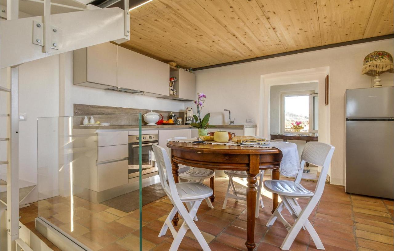 Amazing Home In Belvedere Fogliense With Kitchen Екстер'єр фото