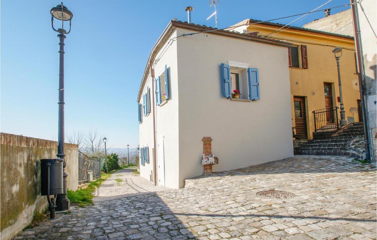 Amazing Home In Belvedere Fogliense With Kitchen Екстер'єр фото